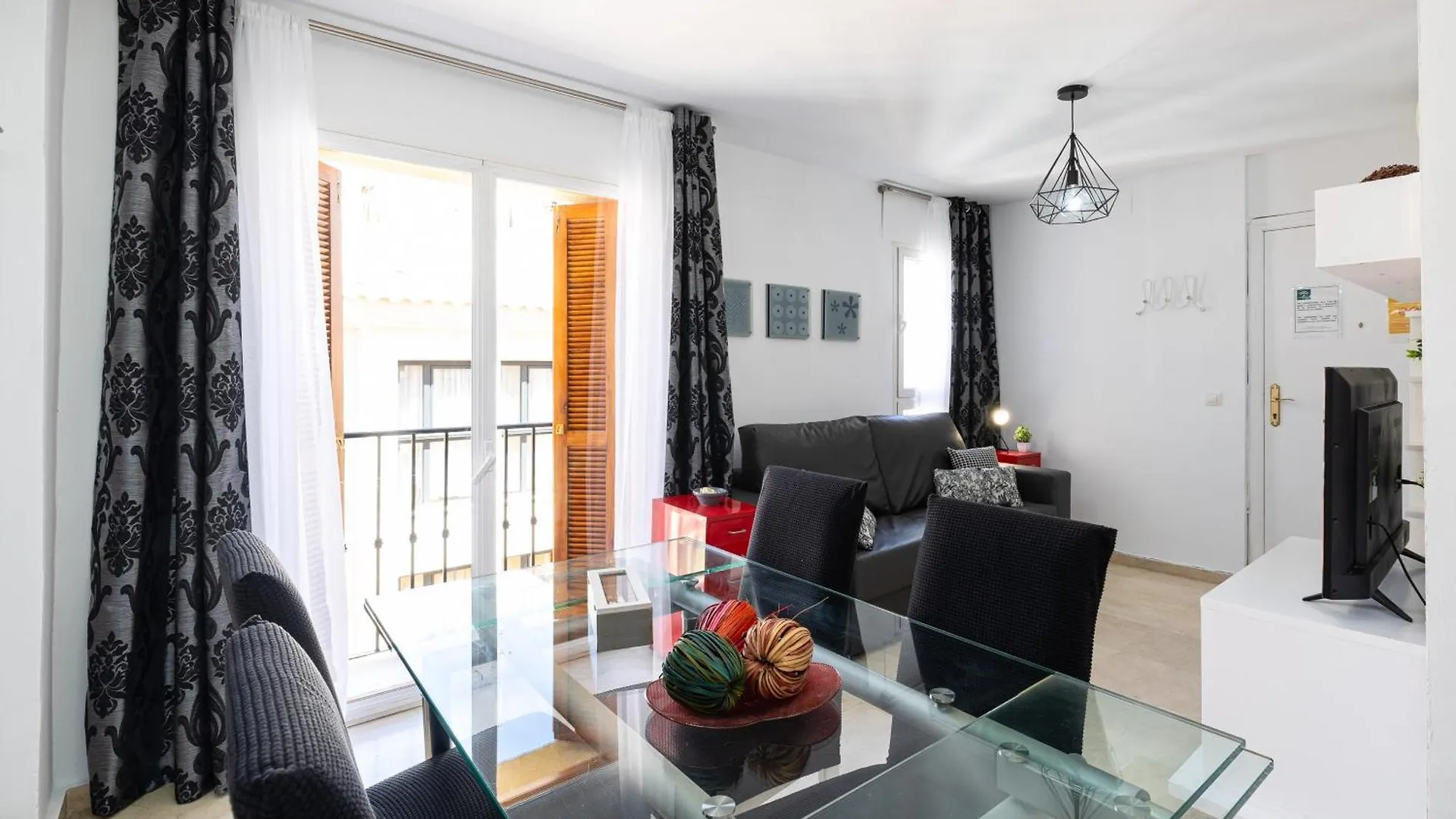 Holidays2Malaga Ancha Del Carmen Aacc, Lift, Wifi