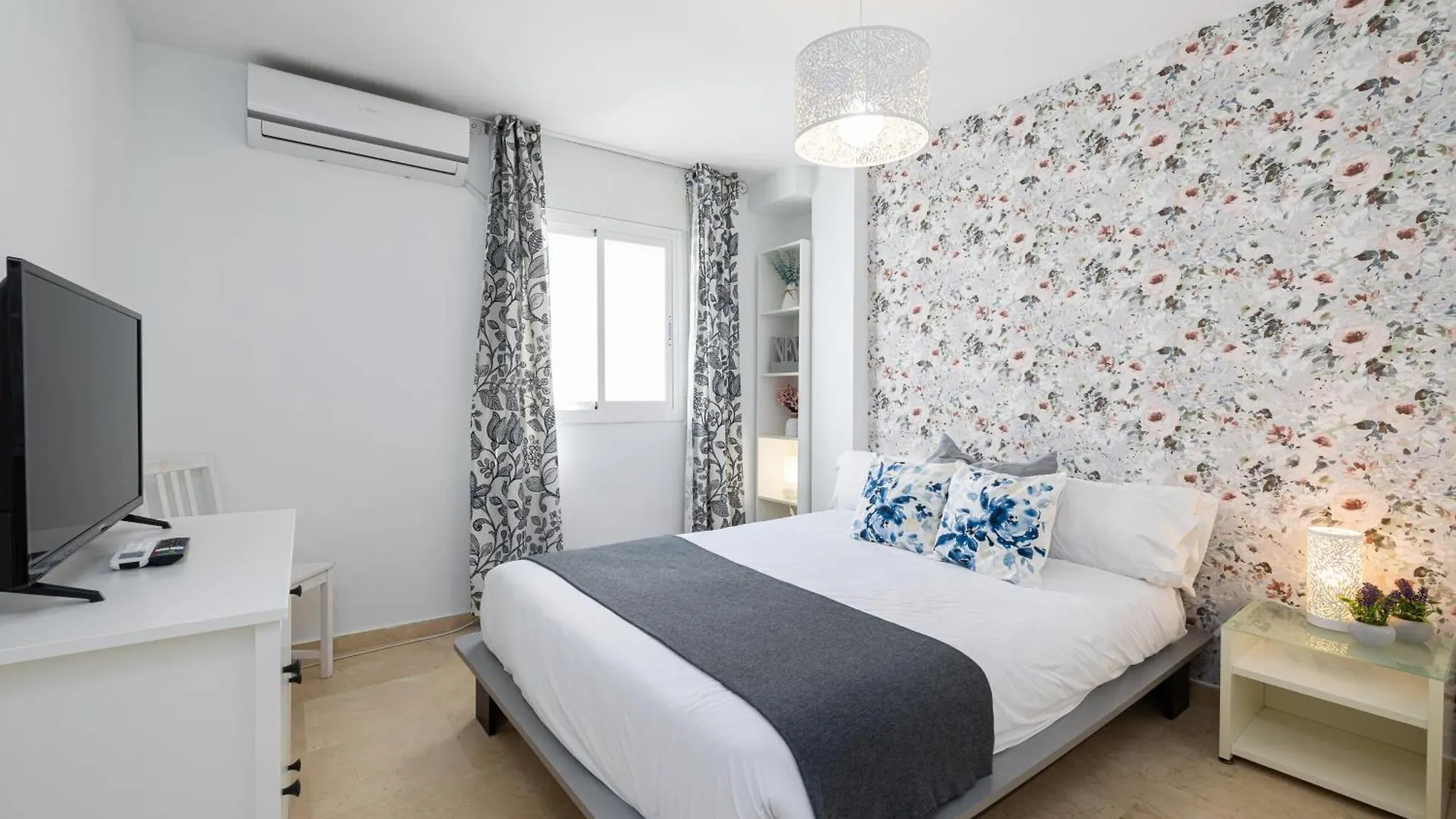 Appartement Holidays2Malaga Ancha Del Carmen Aacc, Lift, Wifi Espagne