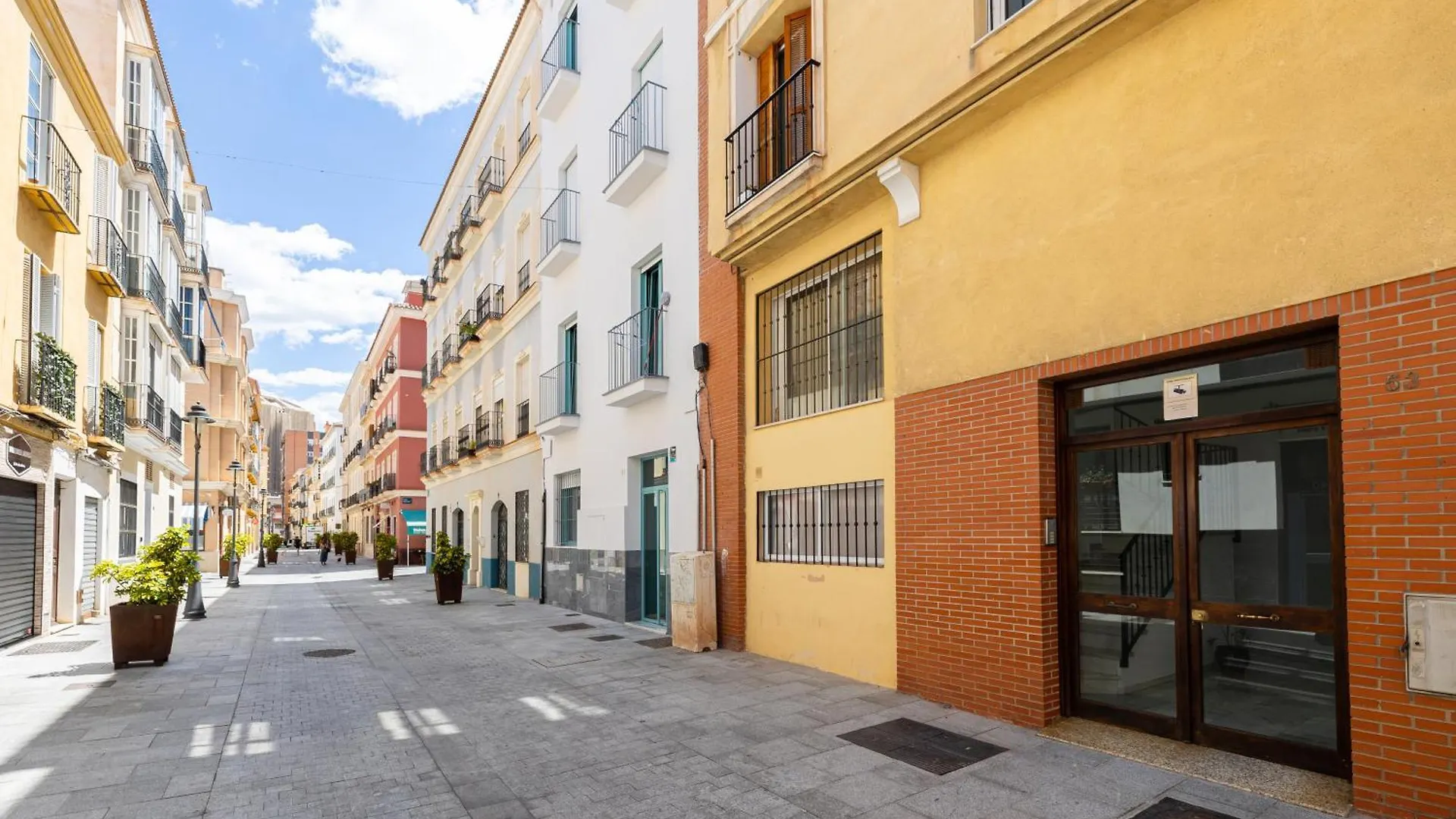 Holidays2Malaga Ancha Del Carmen Aacc, Lift, Wifi